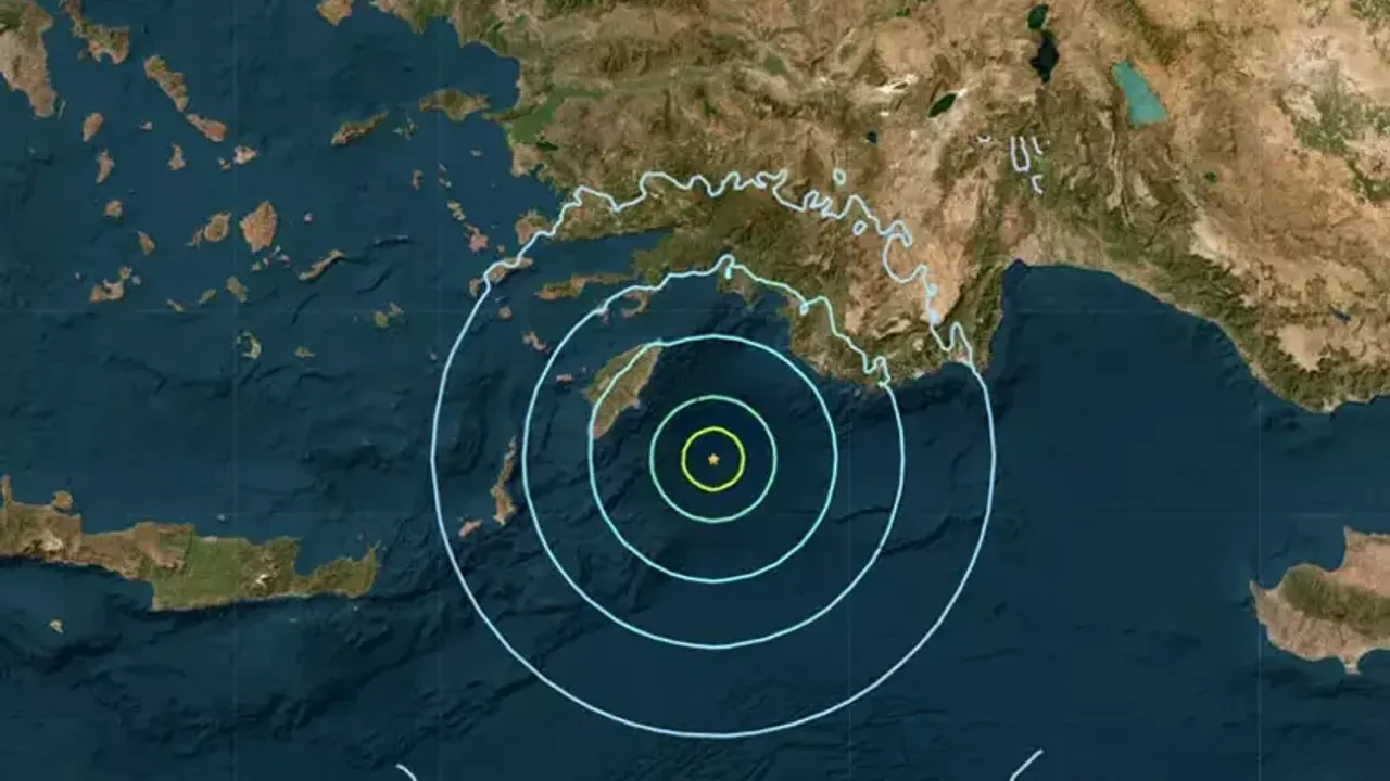 Datça Açıklarında 4 ,1 Deprem! 19 akdenizde siddetli sarsinti datca aciklarinda 6 buyuklugunde deprem isindetayi