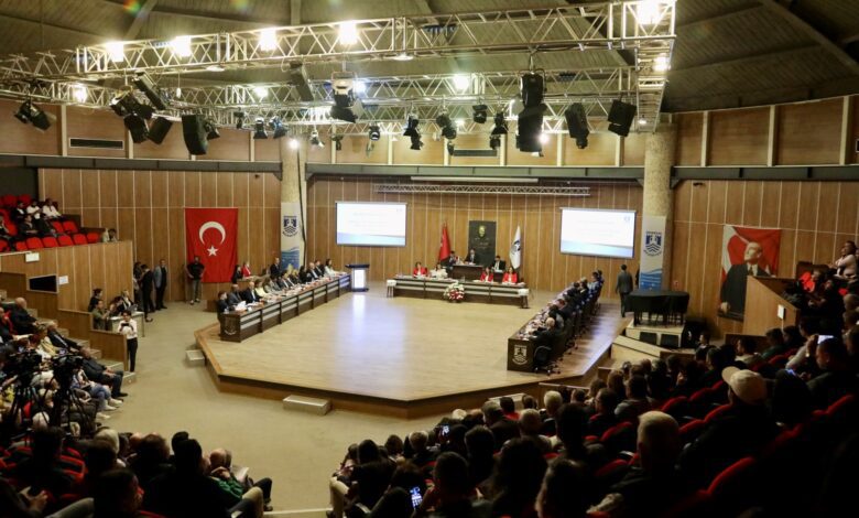 Bodrum Belediye Meclisi 12 madde ile toplanacak 15 baskan mandalinci 2024 yili nisan ayi meclisini acti 8 780x470 1
