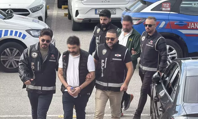 Gözaltına alınan şüpheliler adliyeye sevk edildi 3 69049df73c433a17771a7ebb