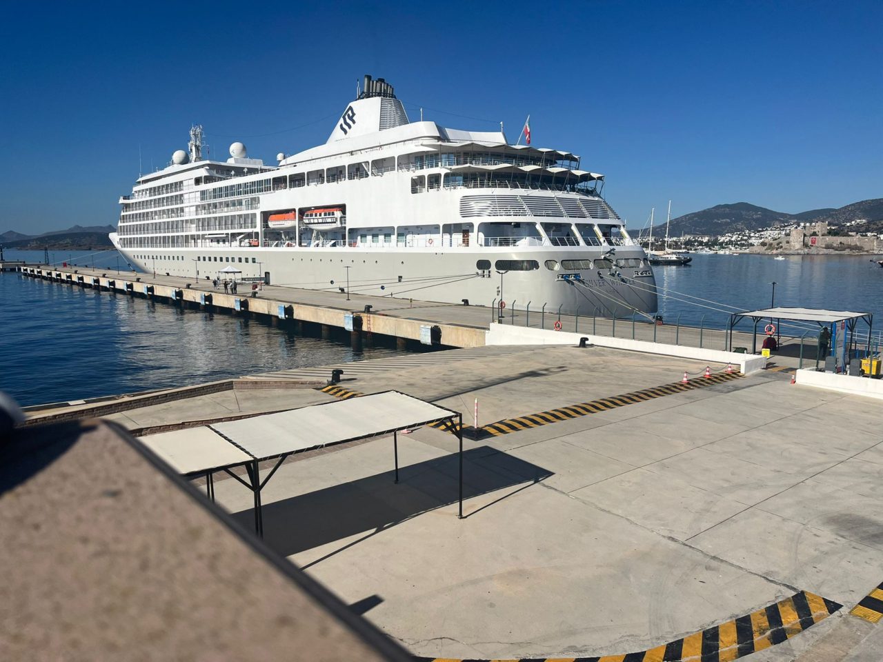 Silver Whisper 340 yolcu ile geldi 11 IMG 20251030 WA0006 scaled
