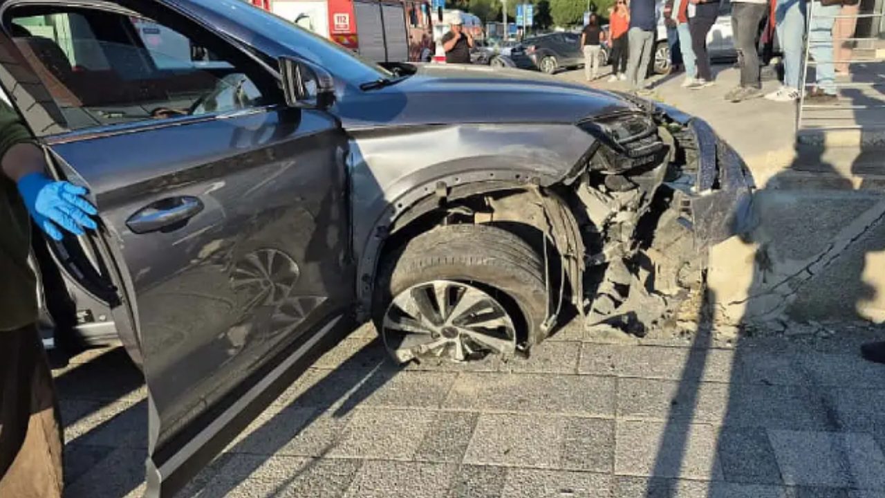 Direksiyon başında kalp.krizi geçirdi kaza kaçınılmaz odu 18 3 1762896737 vLFKcY 2