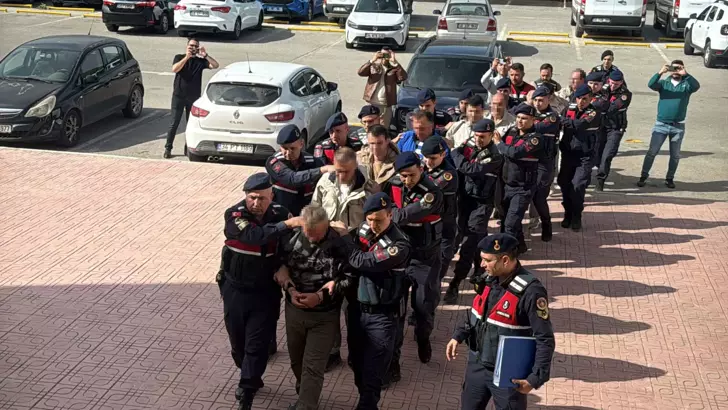 FETÖ üyesi, 5 şüpheli tutuklandı 4 69061d24b61b4dce42bb6ba3