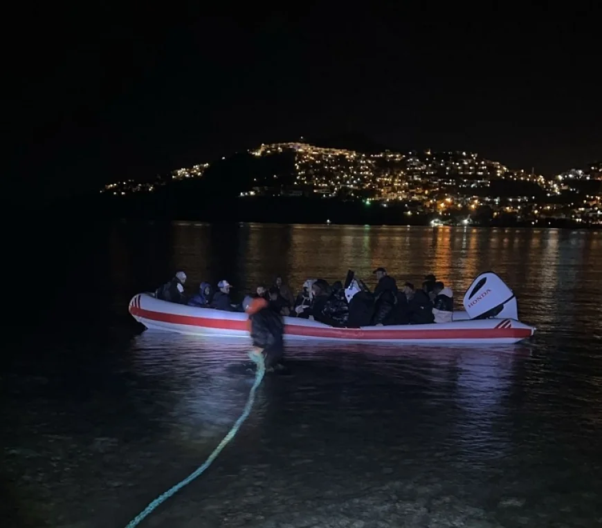 30 düzensiz göçmen ile 2 göçmen kaçakçısı yakalandı 16