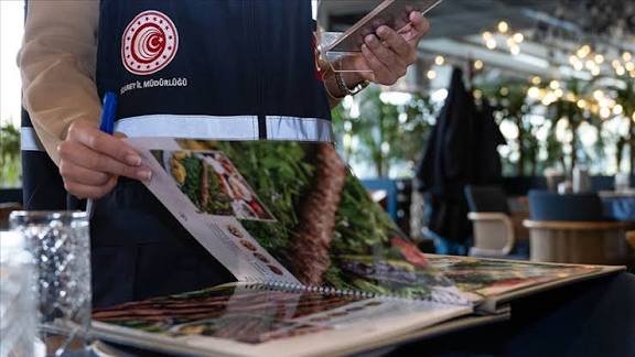 Ticaret Bakanlığı işletmelerde fiyat etiketi konusunda uyarı 10 images 11