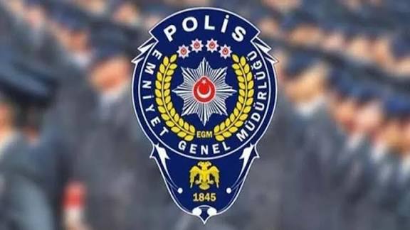 Polislerin ikinci zorunlu şark görevinin kaldırıldığını açıkladı. 9 images 2 5