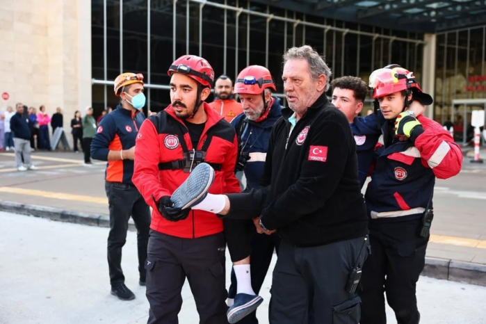 Bodrum Devlet Hastanesi'nde deprem ve yangın tatbikatı 14 597898322 18537818194046593 964590152850290041 n e1765376211389