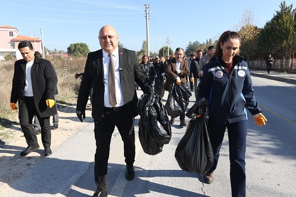 13 İlçede Çevre Temizliği Seferberliği 1 Buyuksehirden 13 Ilcede Cevre Temizligi Seferberligi 2
