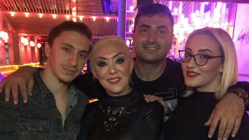 Güllü'nün ölümüyle ilgili soruşturmada kızı gözaltına alındı 17 beb969b0 d569 11f0 9c12 1b361347e0ff.png