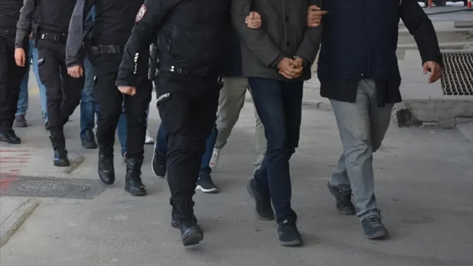 Aranan şahıslar düzenlenen operasyonlarda yakalandı 11 muglada cesitli suclardan aranan 21 supheli tutuklandi 1 e1767082201662
