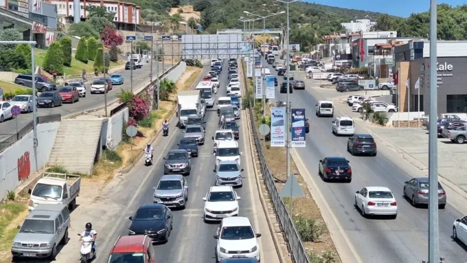 ortakent kavsagi trafikte sos veriyor vatandaslar acil cozum bekliyor2 e1765551819270