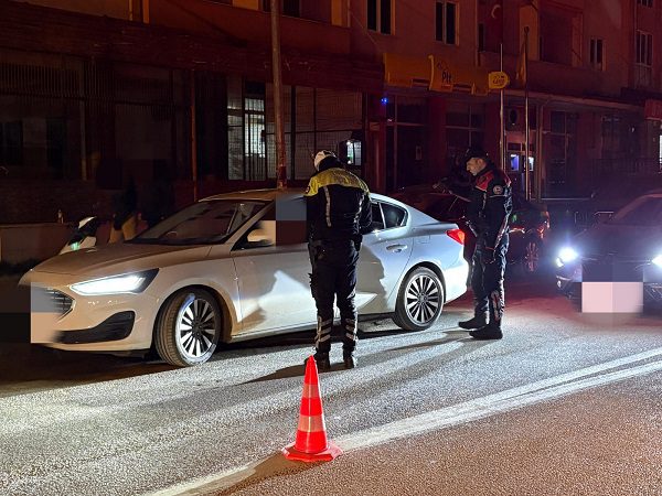 Muğla'da yılbaşı denetimlerinde 55 aranan şahıs yakalandı 11 16c10423 a317 4475 b204 3737f9e05f87
