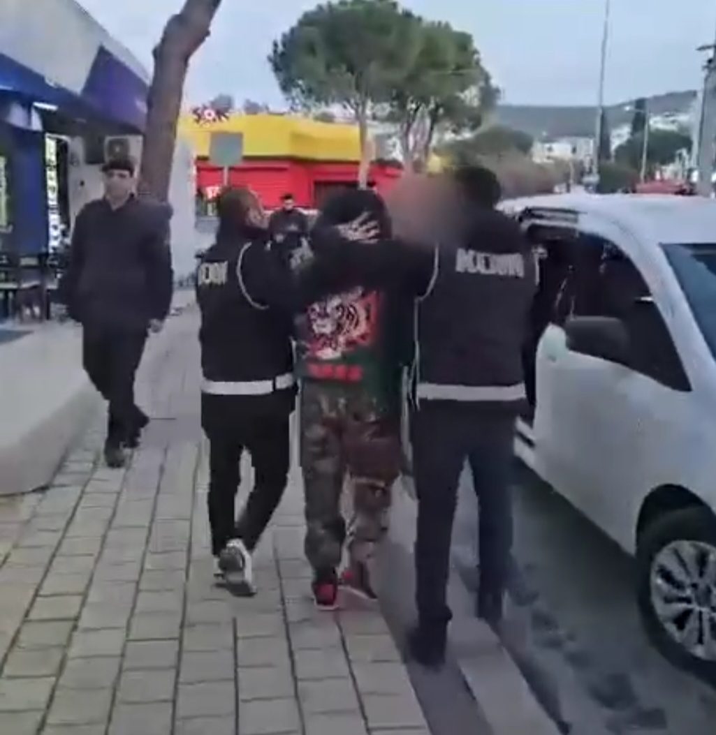 Bodrum da yurt dışına kaçmaya çalışırken yakalandı 2 Screenshot 20260123 003917 WhatsApp