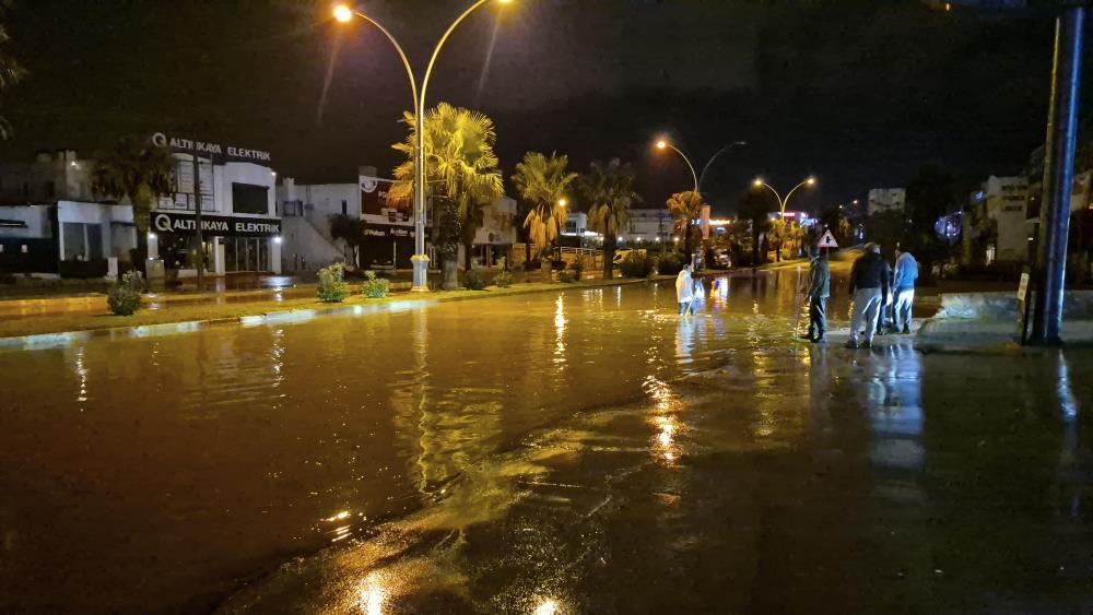 Bodrum 'da aralıklarla yağış etkili oldu 12 aw605847 04