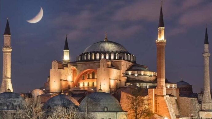 ayasofya kandil 1998908 e1768385234376