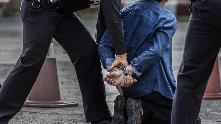 Tarım Kredi Kooperatifi Müdürü Tutuklandı: 2,8 Milyon TL’lik Zimmet İddiası 12 images 2