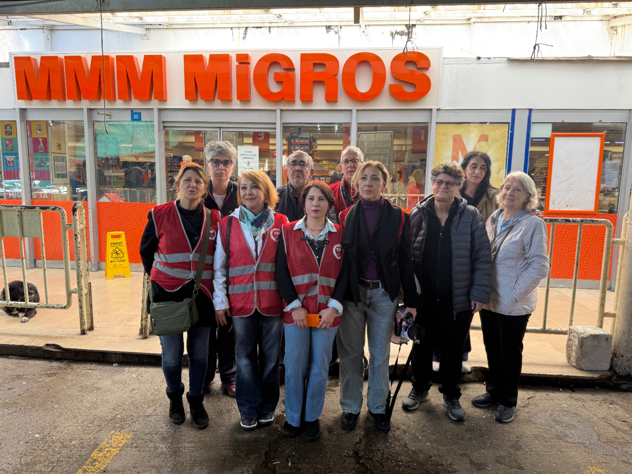 “Migros İşçileri Haklarını Savundukları İçin Cezalandırılıyor 17 img 1766510158 scaled