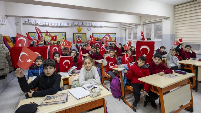 ogrenci bayrak aa 2434565 2