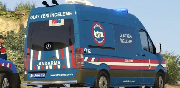 Lüks villada yabancı uyruklu vatandaş bahçede ölü bulundu. 10 24559742484850