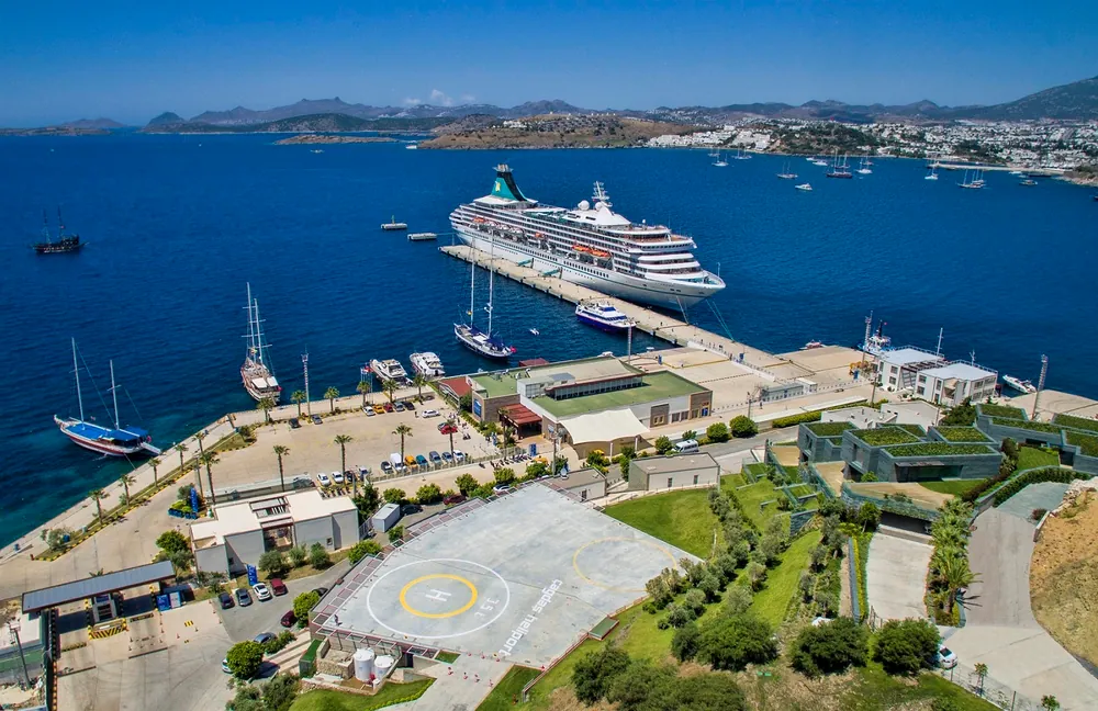 Bodrum limanının yüzde 30 hisseyi satın aldı 10 34 projeler p1avtpfutpj04f1d1rrg1qis7hs433471671