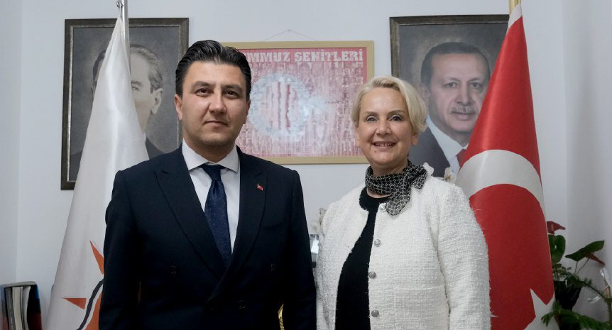 İlçe Kadın Kolları Başkanlığı görevine Çiğdem Karakaş’ atandı 6 657793177 10164990737191661 8102816927629233501 n