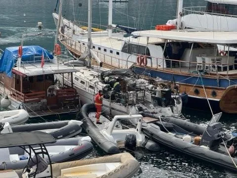 fethiyede gocmen kacakciligi yapilan tekne yandi 07f9a87c3253