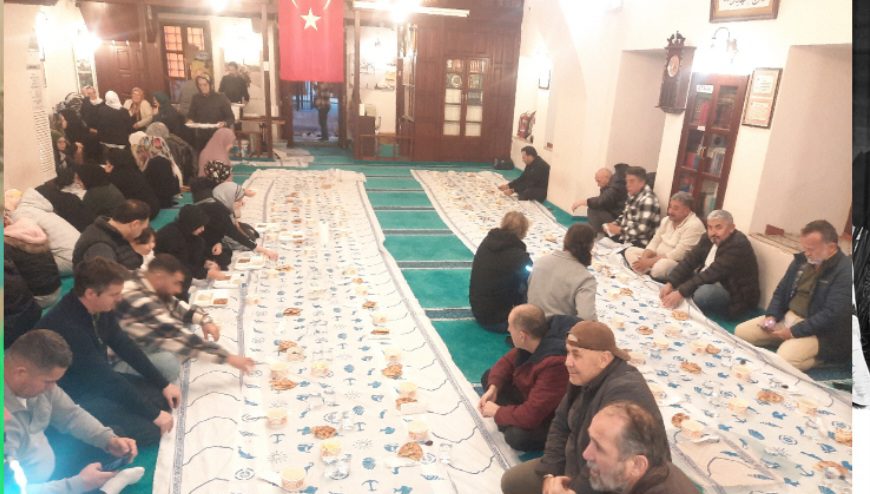 Tepecik camiinde Çanakkale Şehitleri için gönül sofrası kuruldu 3 image 870x 69ba707c49403 1
