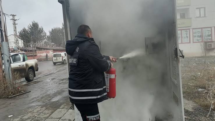 Trafo'da yangın paniğe neden oldu 20 images 1 6
