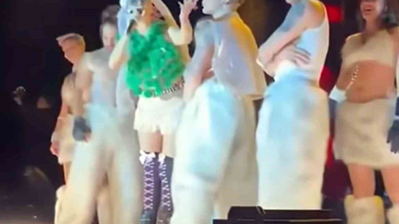 sarkici hande yener hakkinda cumhurbaskanina hakaret ve anayasal duzeni hedef alma sorusturmasi