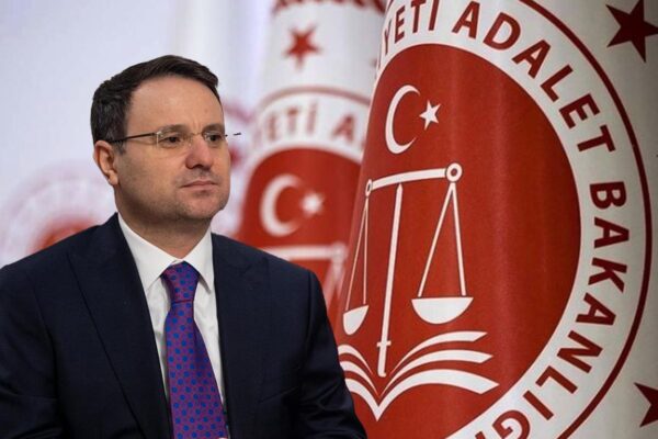 adalet bakanligi 15 bin sozlesmeli personel alacak 19837920 8296 amp e1778577575966