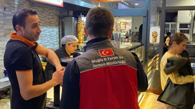Muğla’da Bayram Öncesi Gıda Denetimleri Sıklaştırıldı 5 img 20251204 wa0007 e1779623960833