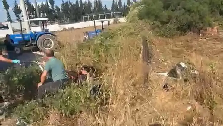Kontrolden Çıkan Motosiklet Şarampole Uçtu: 2 Yaralı 4 milas ta kontrolden cikan moto 1780081161 VuTFwa