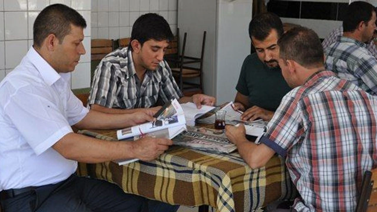 Sürekli kahvehaneye giden eş boşanma davası sürecinde ağır kusurlu sayıldı! 3 bu kahvede oyun oynamak yasak h67437