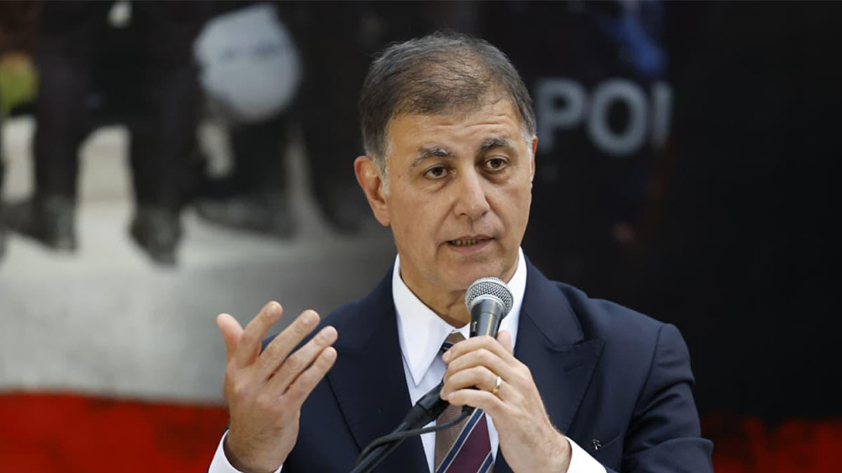 İzmir Büyükşehir Belediye Başkanı Cemil Tugay, CHP'den istifa etti 2 cemil tugay 16.04.2026 d298ca68 8be2 4ce0 9ca5 f42eabdb87eb11