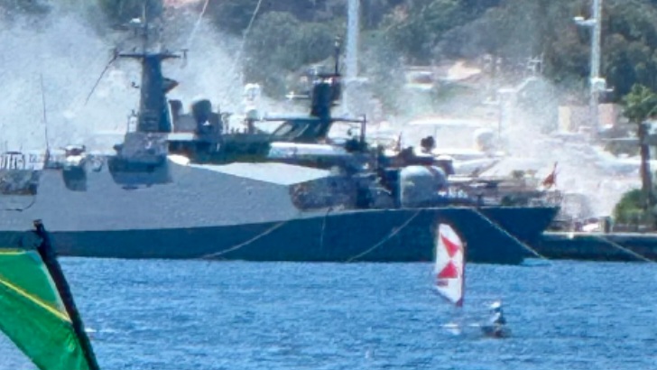 Marinaya demirli lastik botta patlama; 1 yaralı 27 6a4e11456f19d7bae311f3eb 1