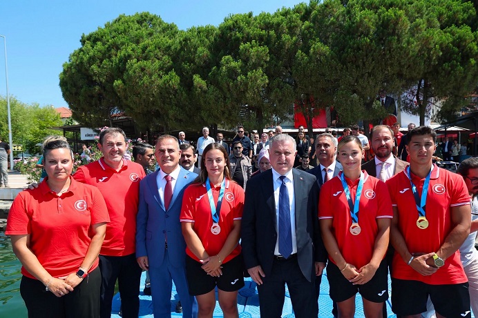 Bakan Osman Aşkın Bak’ı Muğla’da Sporcular Karşıladı 3 746439957 1337101051882605 58604565142279744 n