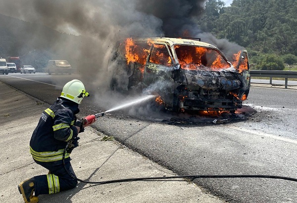 Muğla İtfaiyesi 6 Ayda 2 Bin 241 Vakaya Müdahale Etti 29 Mugla Itfaiyesi 6 Ayda 2 Bin 241 Vakaya Mudahale Etti 1