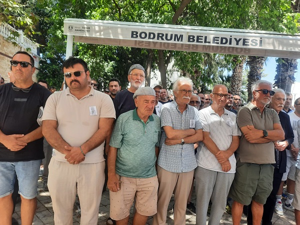 Taksici Adnan abi son yolculuğuna uğurlandı 2 cda65b81 1cf4 4f32 bd60 4ba55e7270f7