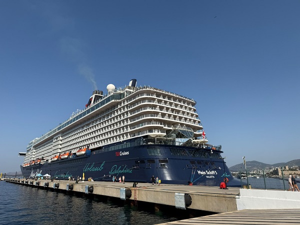 Mein Schiff 5 Bodrum'a 2 746 Alman yolcu ile geldi 1 def568fa 2888 4095 ad43 a93d7dfd4f15
