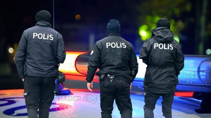 Polislerin mesai saatlerine düzenleme geliyor 24 images