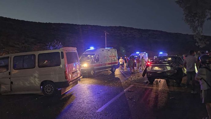 Köpeğe Çarpmamak İsterken Zincirleme Kaza Yaptılar: 7 Yaralı 24 whatsapp image 2026 07 25 at 213539 1 1785004732 SvqWoN e1785007107934