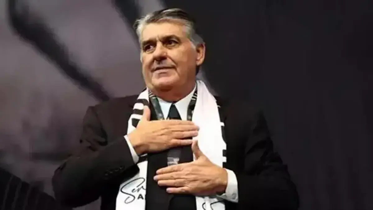 Beşiktaş Başkanı Serdal Adalı Bodrum'da anjiyo oldu. 26 6a8da4a5581a24368a47cdd7