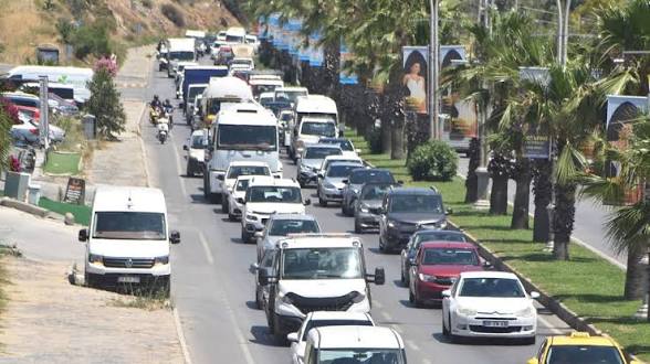 Muğla 'da trafiğe kayıtlı araç sayısı 791 108 oldu. 16 images 1 11