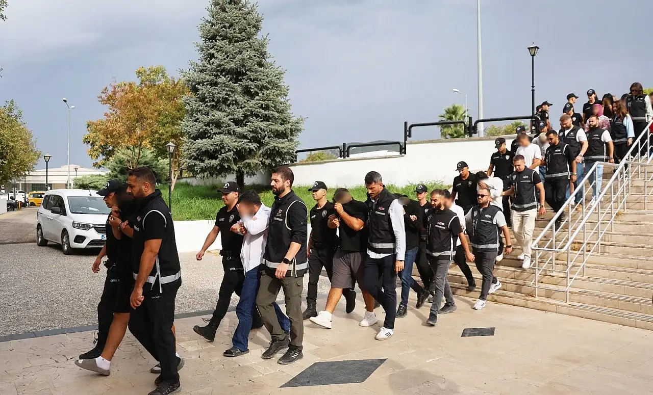 Sokaklar Güvende Operasyonu: Şüpheliler Adliyeye Sevk Edildi 1 813386525 4845643295663513 1656006290396966169 n 1789633634 b5Idhs