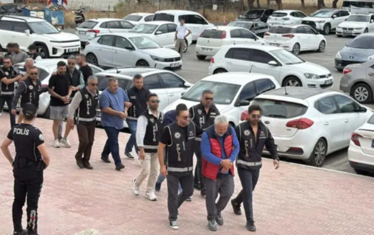 Bodrum 'da 'Sokaklar Güvende' operasyonu 8 gözaltı 24 IMG 20260916 WA0036 scaled