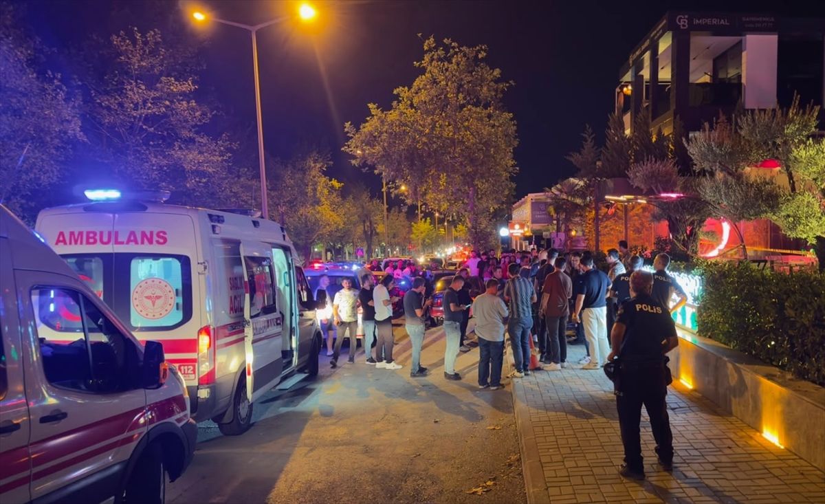 Alacak meselesi silahlı çatışmada 3 kişi öldü, 3 kişi yaralandı. 32 guncelleme 2 denizli de restorandaki silahli 20212156 amp