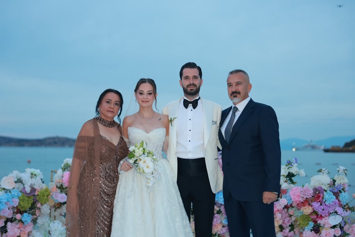 Sezai- Zühre Sağlam çiftine Görkemli Düğün 7 saglam7