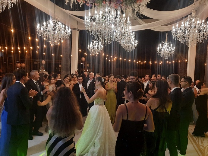Sezai- Zühre Sağlam çiftine Görkemli Düğün 12 sg14