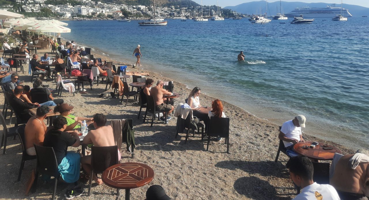 Bodrum'da sarı yaz keyfi 2 20261022 152804 scaled
