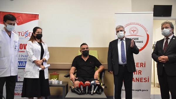 Turkovac Aşısının Faz 3 Aşamasında Ilk Dozu Kayseri'de De Uygulandı 3 250820211554255710105