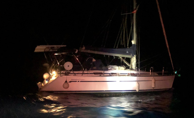 Tekne Ile Yunanistan'a Kaçmaya Çalışan Fetö Şüphelileri Yakalandı 14 271220211220263962283